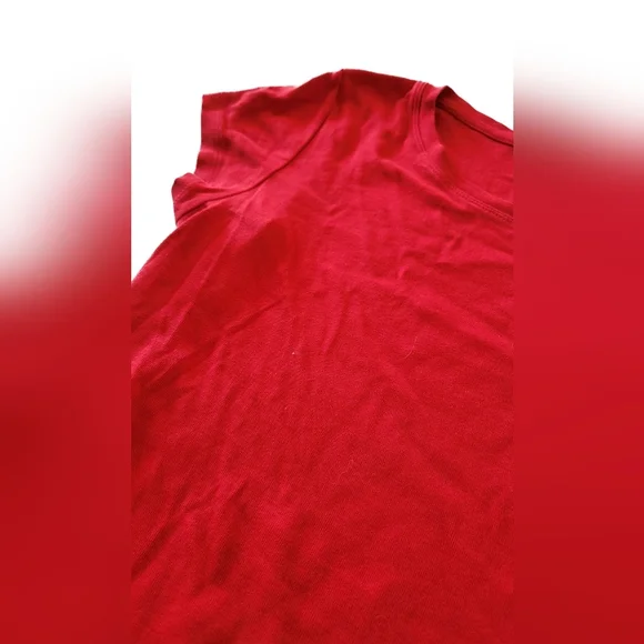 Red Short SleeveT-Shirt Size Large - Picture 3 of 4